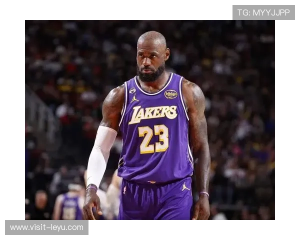 NBA最新动态:詹姆斯复出状态火热 新赛季球队排名大洗牌 NBA最新动态:詹姆斯复出状态火热 新赛季球队排名大洗牌