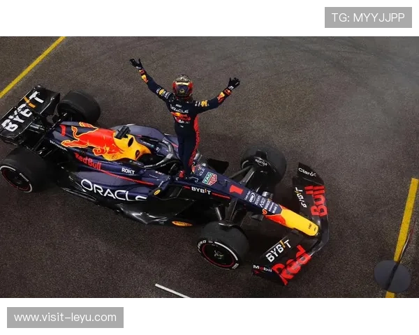 F1赛季重燃战火 红牛团队领跑争夺冠军新格局